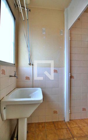 Apartamento à venda com 78m², 3 quartos e 1 vagaÁrea de Serviço