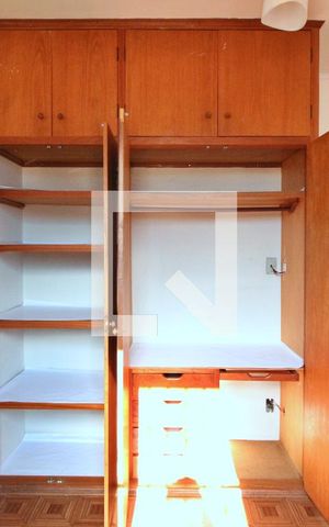 Apartamento à venda com 78m², 3 quartos e 1 vagaQuarto 2 - Armário