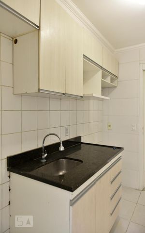 Apartamento à venda com 65m², 2 quartos e 1 vagaCozinha