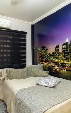 Casa à venda com 320m², 3 quartos e 8 vagas Casa à venda com 320m², 3 quartos e 8 vagasQuarto 2