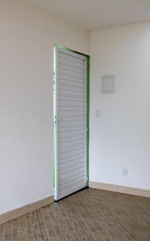 Casa para alugar com 60m², 2 quartos e sem vaga Casa para alugar com 60m², 2 quartos e sem vagaSala