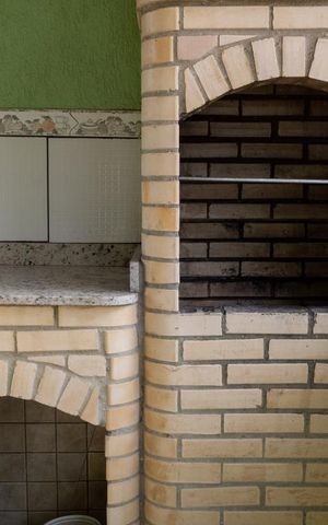 Casa para alugar com 60m², 2 quartos e sem vaga Casa para alugar com 60m², 2 quartos e sem vagaChurrasqueira