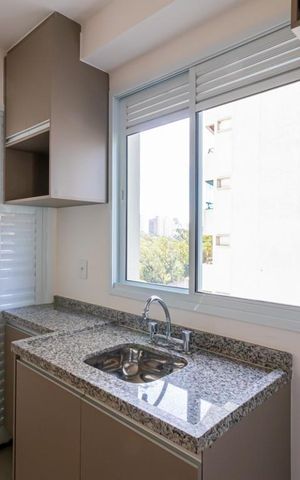 Studio à venda com 77m², 1 quarto e 2 vagas Studio à venda com 77m², 1 quarto e 2 vagasCozinha