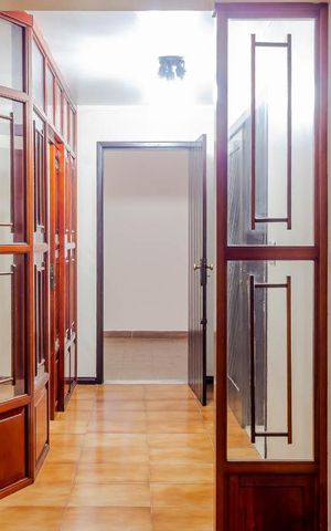 Casa para alugar com 329m², 5 quartos e 2 vagas Casa para alugar com 329m², 5 quartos e 2 vagasCorredor