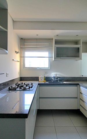 Apartamento à venda com 125m², 3 quartos e 3 vagasCozinha