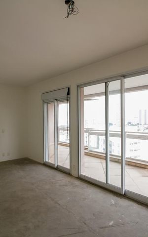 Apartamento à venda com 254m², 3 quartos e 4 vagas Apartamento à venda com 254m², 3 quartos e 4 vagasSuíte 2