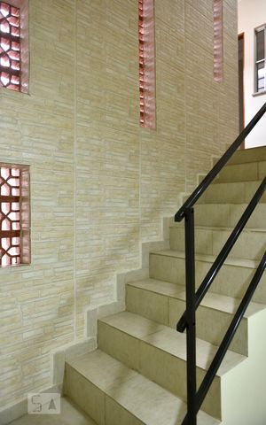 Studio para alugar com 50m², 1 quarto e sem vagaEscadaria
