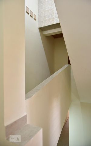 Studio para alugar com 50m², 1 quarto e sem vagaEscadaria