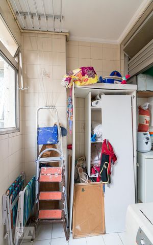 Apartamento à venda com 72m², 3 quartos e 1 vagaÁrea de serviço