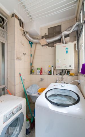 Apartamento à venda com 72m², 3 quartos e 1 vagaÁrea de serviço