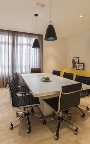 Studio à venda com 49m², 1 quarto e 1 vagaÁrea comum - Sala de Reunião