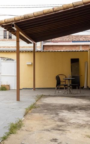 Casa para alugar com 130m², 2 quartos e 2 vagas Casa para alugar com 130m², 2 quartos e 2 vagasQuintal