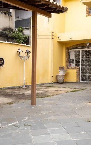 Casa para alugar com 130m², 2 quartos e 2 vagas Casa para alugar com 130m², 2 quartos e 2 vagasQuintal