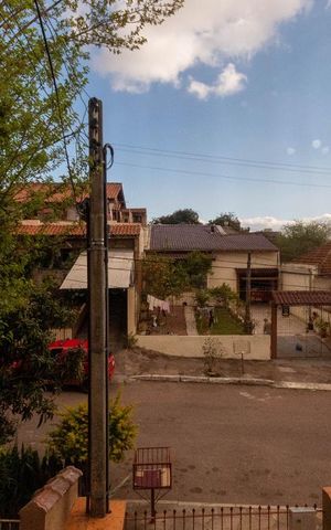 Casa à venda com 270m², 4 quartos e 6 vagas Casa à venda com 270m², 4 quartos e 6 vagasVista do Quarto 3
