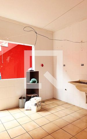 Casa à venda com 300m², 3 quartos e 2 vagasÁrea de Serviço
