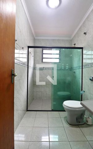 Casa à venda com 300m², 3 quartos e 2 vagasBanheiro Social