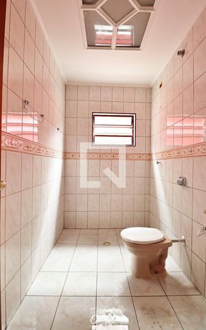 Casa à venda com 300m², 3 quartos e 2 vagasBanheiro Social 2