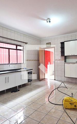 Casa à venda com 300m², 3 quartos e 2 vagasCozinha