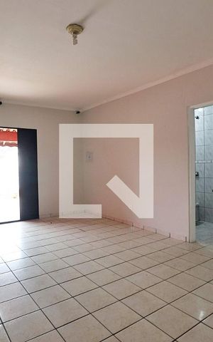 Casa à venda com 300m², 3 quartos e 2 vagasQuarto 3 - Suíte