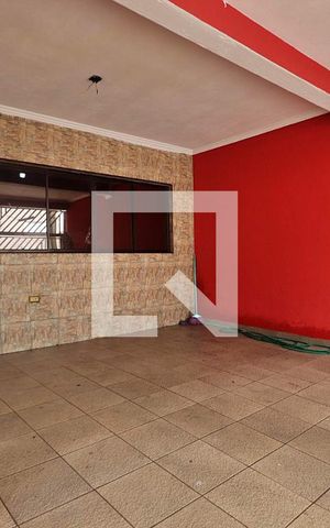Casa à venda com 300m², 3 quartos e 2 vagasGaragem