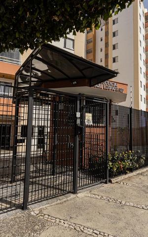 Apartamento à venda com 68m², 3 quartos e 1 vaga Apartamento à venda com 68m², 3 quartos e 1 vagaFachada e portaria