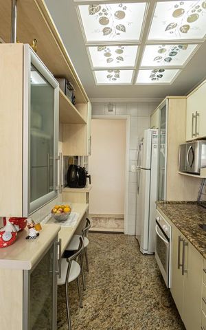 Apartamento à venda com 68m², 3 quartos e 1 vaga Apartamento à venda com 68m², 3 quartos e 1 vagaCozinha