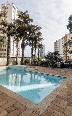 Apartamento à venda com 68m², 3 quartos e 1 vaga Apartamento à venda com 68m², 3 quartos e 1 vagaÁrea comum - Piscina