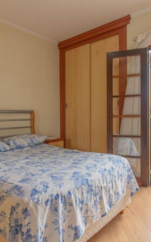 Casa à venda com 130m², 3 quartos e 2 vagas Casa à venda com 130m², 3 quartos e 2 vagasSuíte