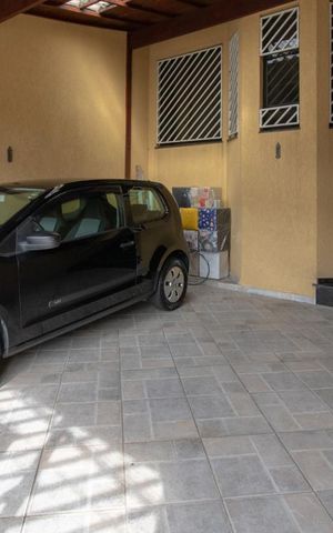 Casa à venda com 130m², 3 quartos e 2 vagas Casa à venda com 130m², 3 quartos e 2 vagasGaragem