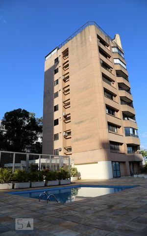 Apartamento para alugar com 256m², 4 quartos e 5 vagasÁrea comum - Piscina