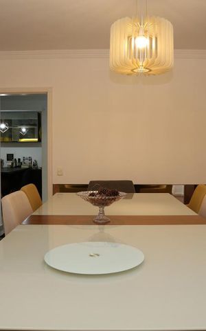 Apartamento para alugar com 256m², 4 quartos e 5 vagasSala