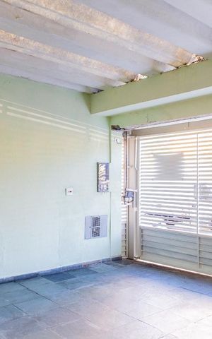 Casa à venda com 178m², 3 quartos e 2 vagas Casa à venda com 178m², 3 quartos e 2 vagasGaragem