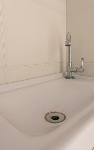 Apartamento para alugar com 34m², 1 quarto e sem vagaBanheiro - Pia