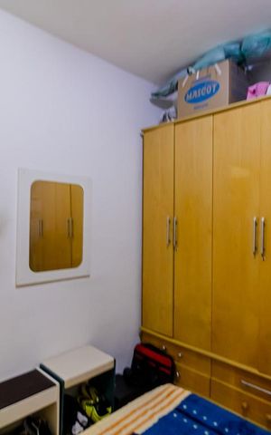Casa à venda com 190m², 5 quartos e 3 vagas Casa à venda com 190m², 5 quartos e 3 vagasQuarto 2 Casa 1
