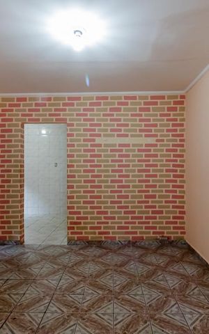 Casa à venda com 190m², 5 quartos e 3 vagas Casa à venda com 190m², 5 quartos e 3 vagasSala Casa 3
