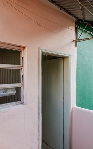 Casa à venda com 190m², 5 quartos e 3 vagas Casa à venda com 190m², 5 quartos e 3 vagasÁrea de Serviço Casa 3