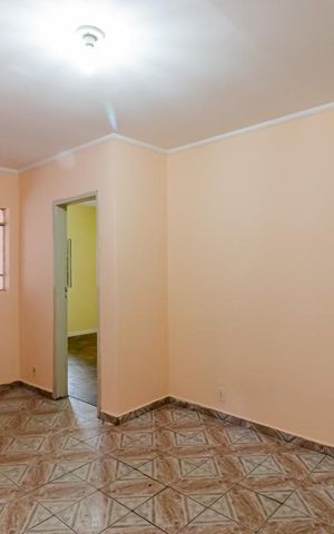Casa à venda com 190m², 5 quartos e 3 vagas Casa à venda com 190m², 5 quartos e 3 vagasSala Casa 3