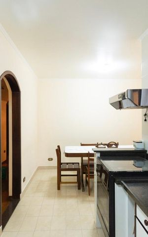 Casa à venda com 230m², 3 quartos e 2 vagas Casa à venda com 230m², 3 quartos e 2 vagasCozinha