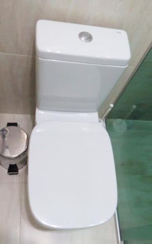 Casa à venda com 142m², 4 quartos e 2 vagas Casa à venda com 142m², 4 quartos e 2 vagasBanheiro da Suíte