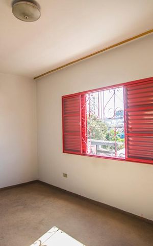 Casa à venda com 200m², 2 quartos e 2 vagas Casa à venda com 200m², 2 quartos e 2 vagasQuarto 2