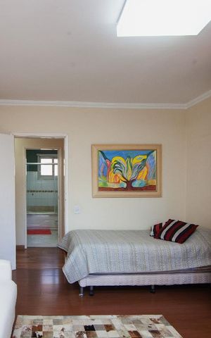 Casa à venda com 394m², 4 quartos e 5 vagas Casa à venda com 394m², 4 quartos e 5 vagasQUARTO 3