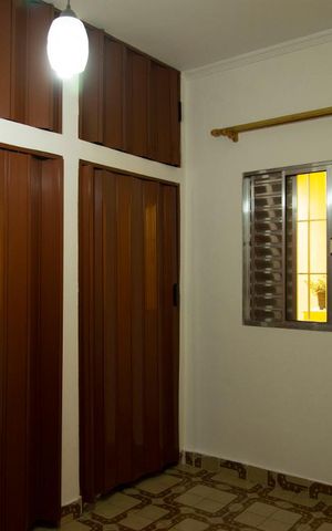 Casa à venda com 110m², 3 quartos e 2 vagas Casa à venda com 110m², 3 quartos e 2 vagasEscritório