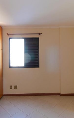 Apartamento para alugar com 85m², 3 quartos e 2 vagas Apartamento para alugar com 85m², 3 quartos e 2 vagasSuíte