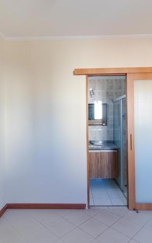Apartamento para alugar com 85m², 3 quartos e 2 vagas Apartamento para alugar com 85m², 3 quartos e 2 vagasSuíte