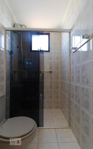 Apartamento para alugar com 85m², 3 quartos e 2 vagas Apartamento para alugar com 85m², 3 quartos e 2 vagasBanheiro