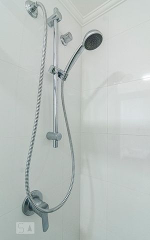 Apartamento para alugar com 84m², 2 quartos e 2 vagas Apartamento para alugar com 84m², 2 quartos e 2 vagasChuveiro