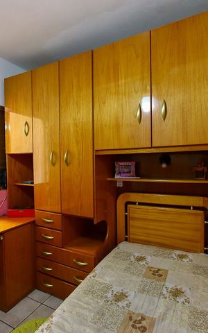 Casa à venda com 225m², 3 quartos e 2 vagas Casa à venda com 225m², 3 quartos e 2 vagasQuarto 2