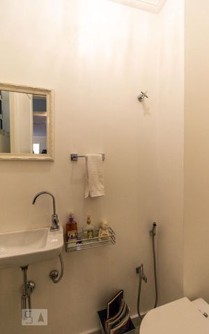 Apartamento à venda com 107m², 2 quartos e sem vagaLavabo