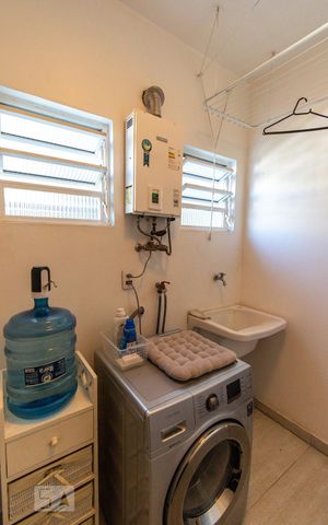Apartamento à venda com 107m², 2 quartos e sem vagaÁrea de serviço