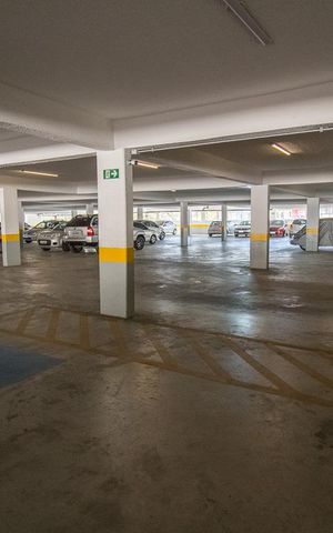 Apartamento à venda com 43m², 2 quartos e 1 vaga Apartamento à venda com 43m², 2 quartos e 1 vagaGaragem Coberta